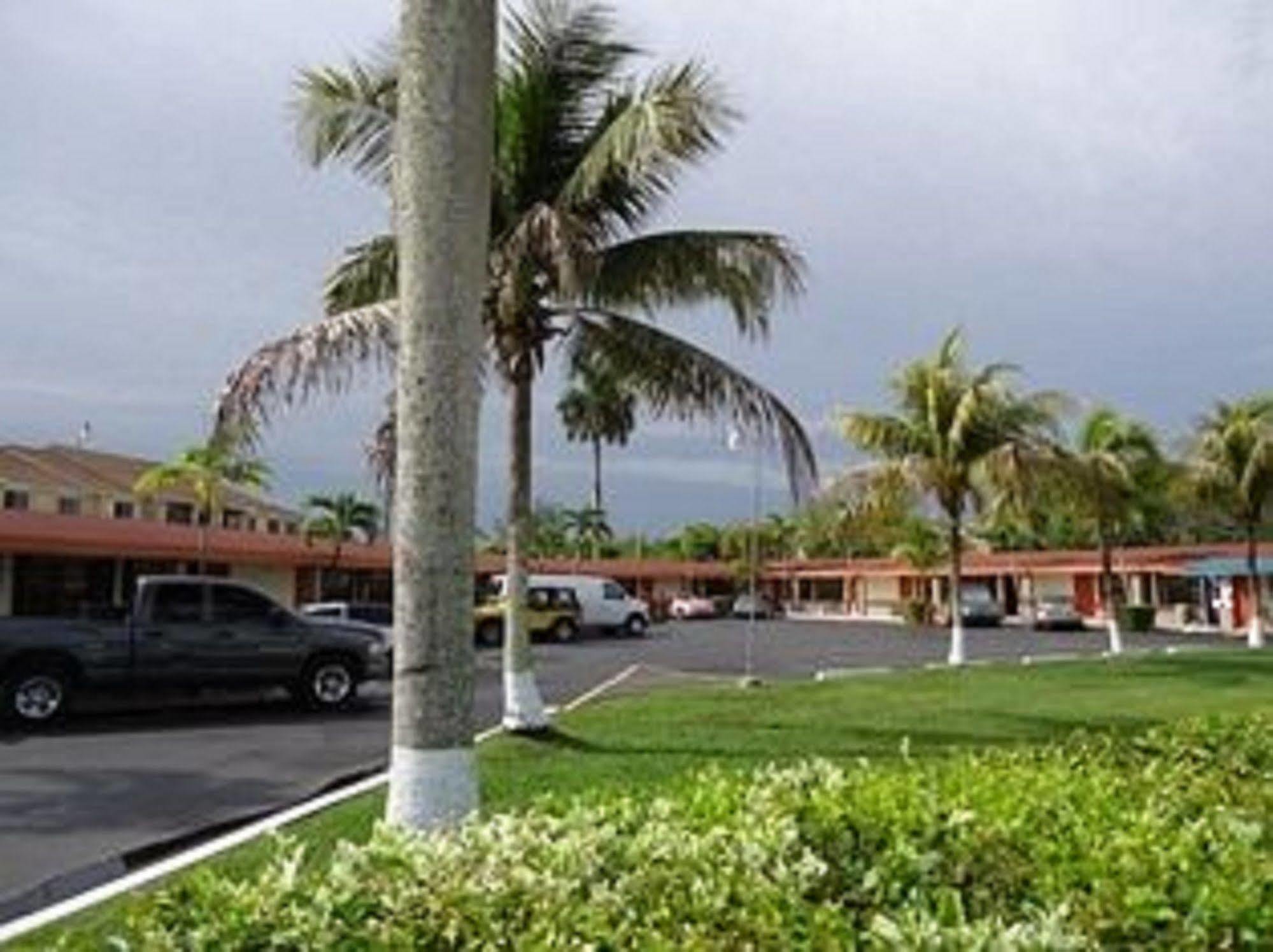 Deluxe Inn Motel - Homestead Luaran gambar